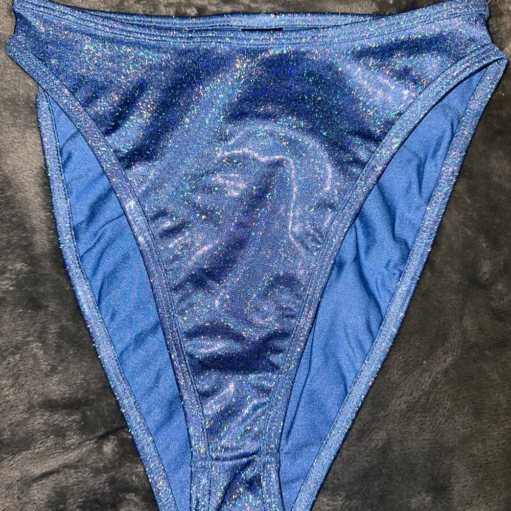 NWOT Rave outfit - Picture 2 of 6